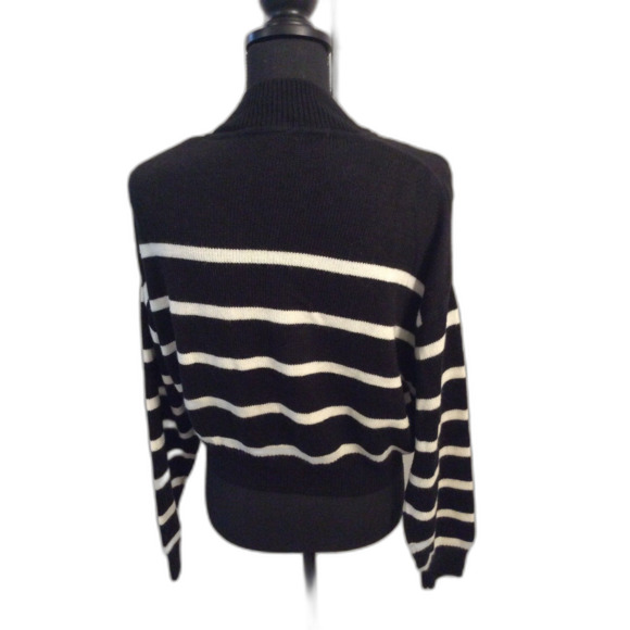 Black white Striped Cropped Sweater Soft Mock Turtleneck Medium M Oversized - Picture 2 of 6